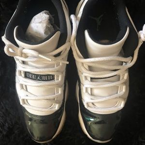 RETRO 11 EMERALD 🔥